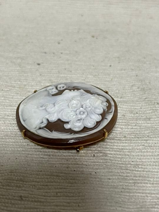 CAMEO カメオ K18 ブローチ　ペンダントどちらでも使える