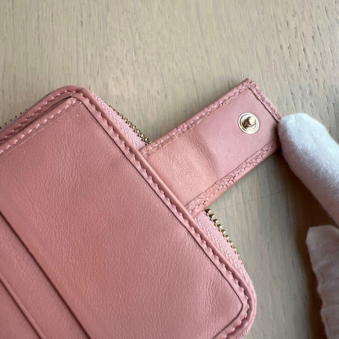 最終価格・GUCCIレザー 二つ折り財布モーブピンク色GGロゴ入り新品未使用美品