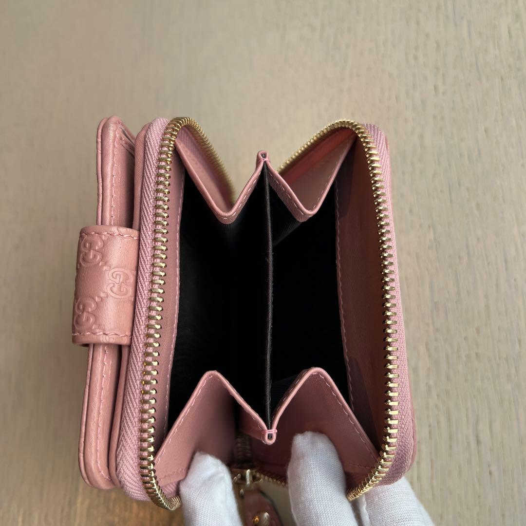 最終価格・GUCCIレザー 二つ折り財布モーブピンク色GGロゴ入り新品未使用美品
