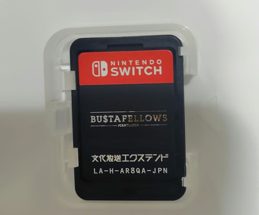 BUSTAFELLOWS バスタフェロウズ　switch