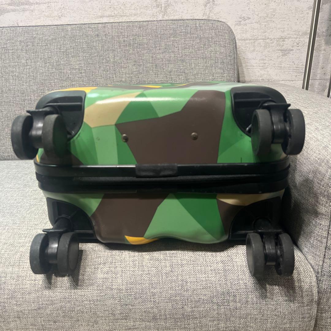 週末限定クラッシュバゲージ 40L　カモ柄　キャリーケース　スーツケース　限定品