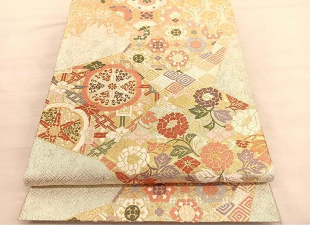 振袖フルセット6点サイズM〜Ｌ駒刺繍　御所車花文　暈し染め　金彩　正絹