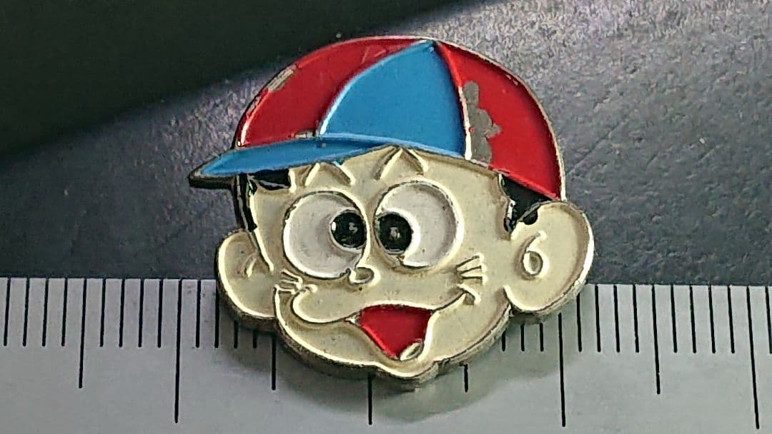 5希少残存個体【少年画報社68年[怪物くん藤子不二雄]アオシマ賞】 当時物バッジ