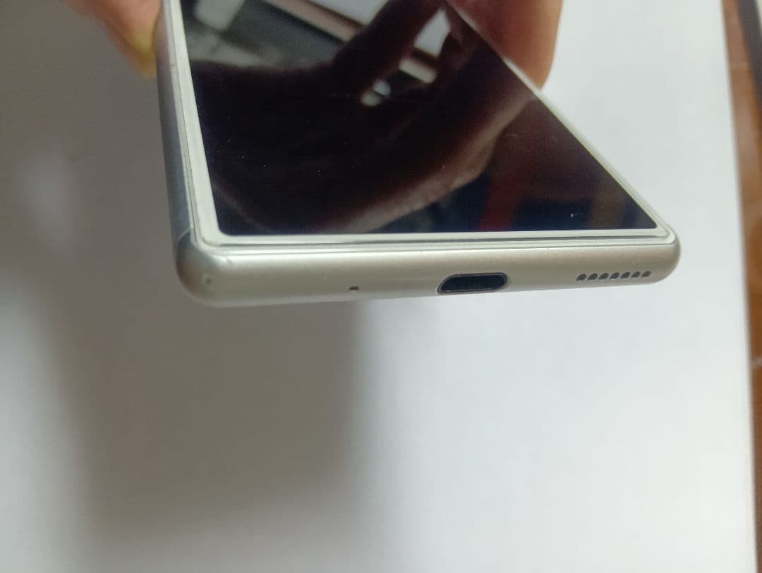 SONY Xperia8 lite SIMフリー