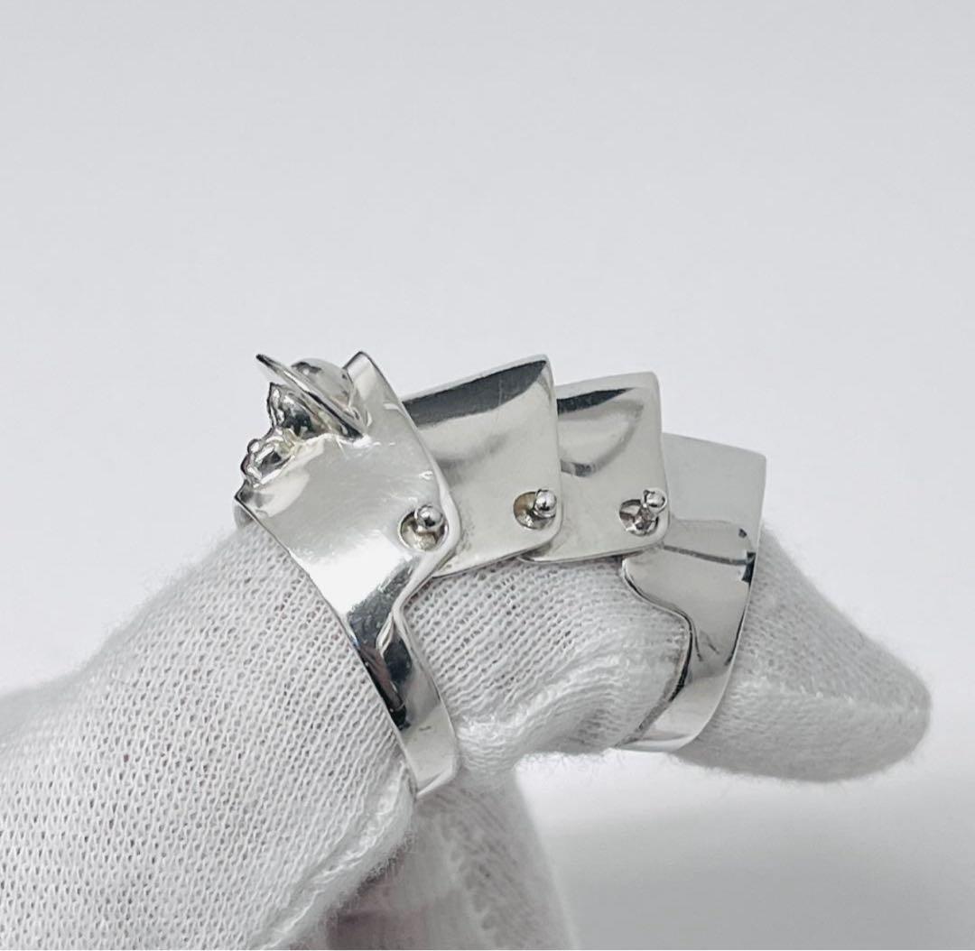 Vivienne Westwood アーマーリング