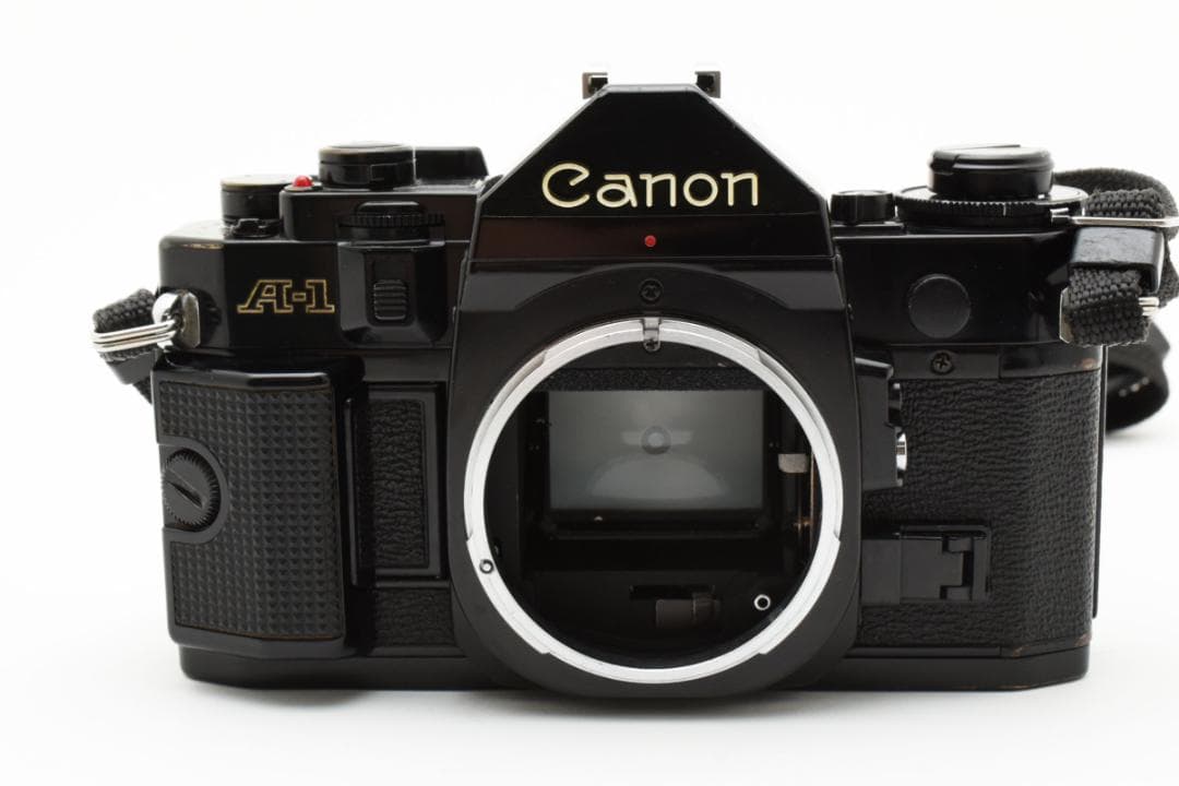美品 CANON A-1 ブラック フィルムカメラ モルト新品交換済 M382