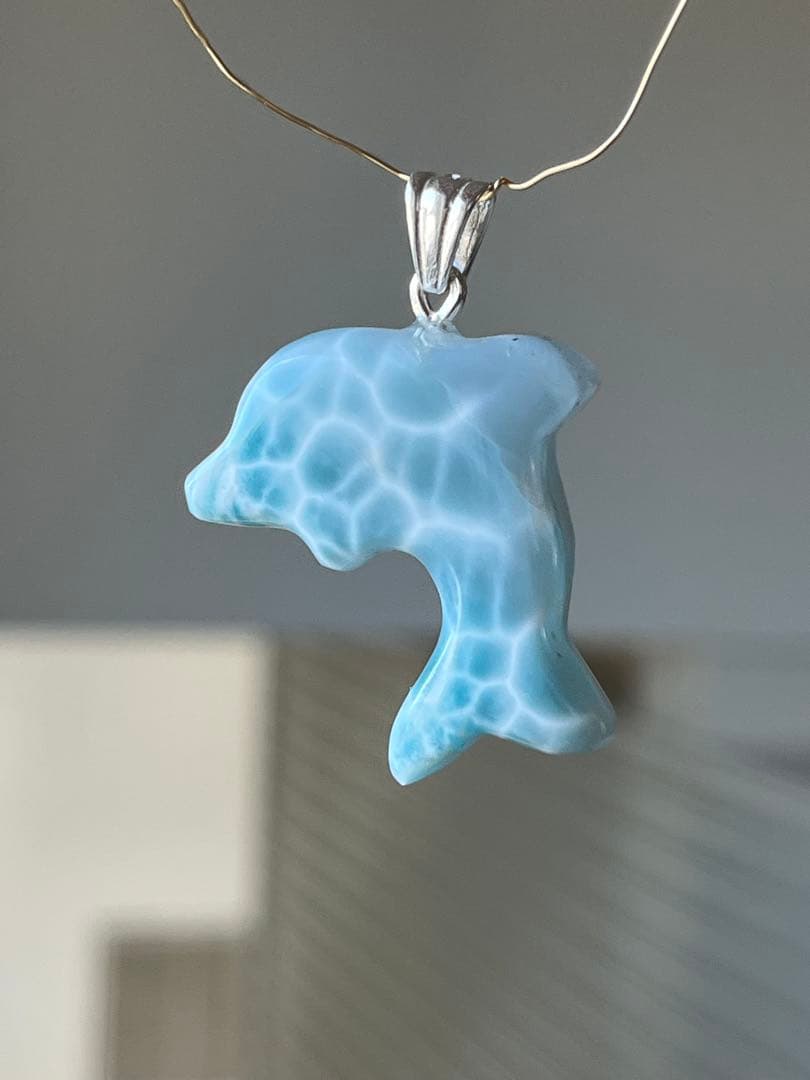 天然石☆高品質！ラリマーイルカ型☆濃いブルー＆ラリマーらしい模様＆形が美しい！