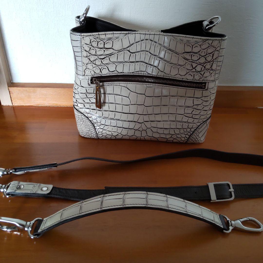 日本製・本革 クロコダイル・2way・ハンドバッグ・バニラ・目地染
