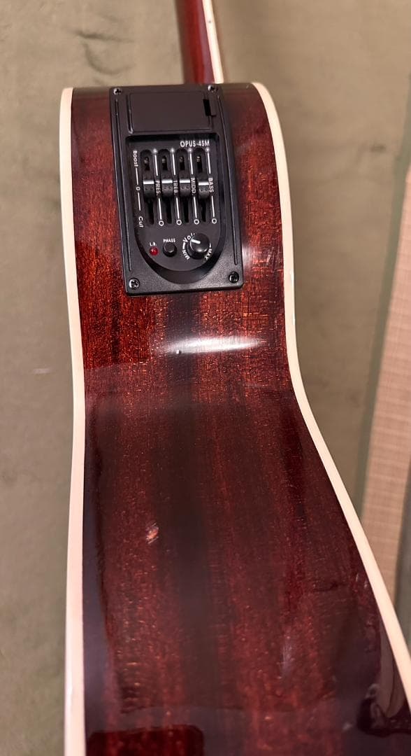 JAMES ジェームス JE40WB エレアコ　ギター　音確認済　EQ付き美品！