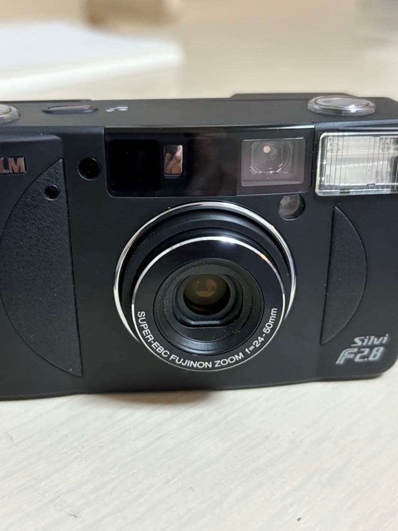 希少 FUJIFILM silvi F2.8 世界限定5000台フィルムカメラ