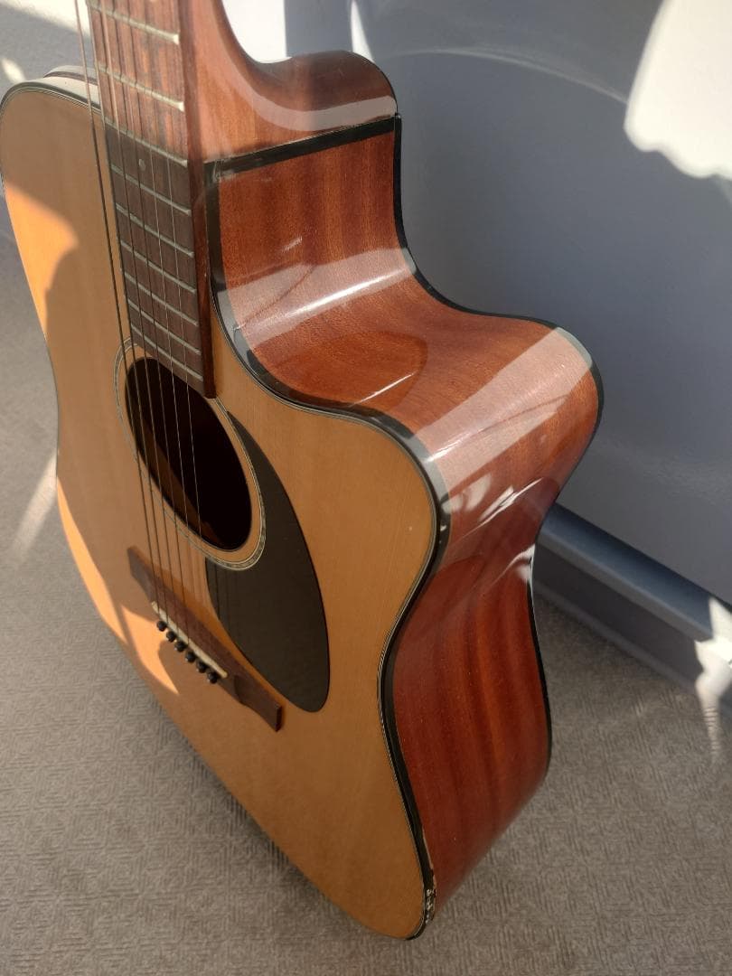 ギターTakamine EG340C エレアコ・クエレクトリック・アコ