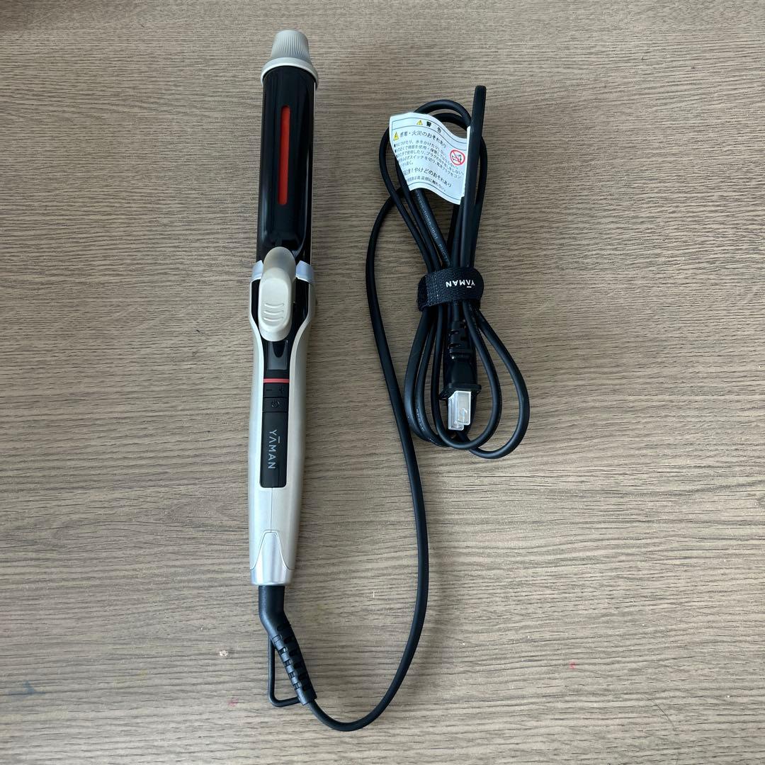 【美品】YAMAN スムースアイロンフォトイオンカール YJHB1N 32mm