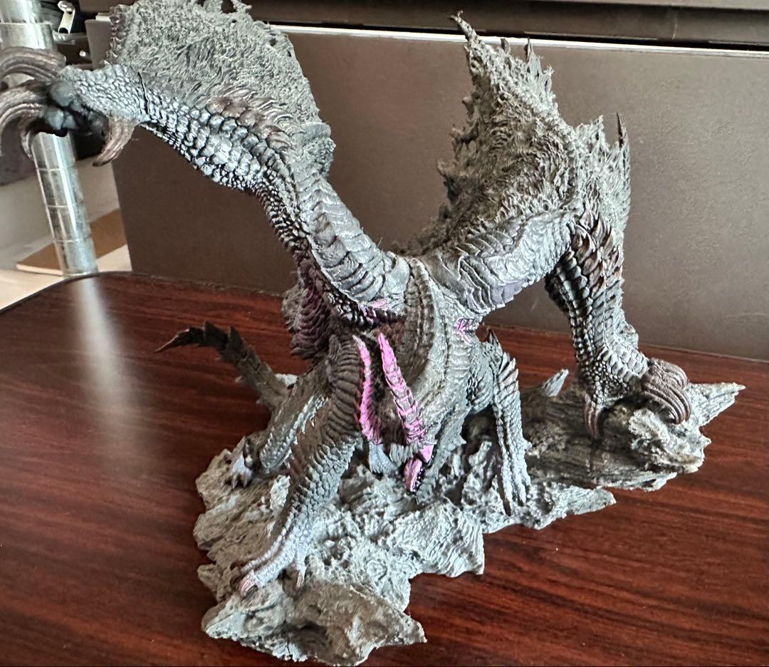 とろろ:クリエイターズモデル 黒蝕竜 ゴア・マガラ 復刻版 フィギュア