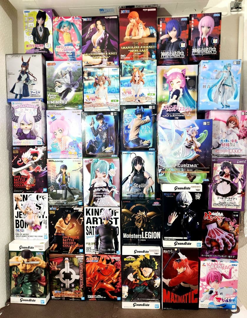 未開封フィギュア35個 美少女系 ニカ 東京喰種 フリーレン ヒロアカ ウマ娘