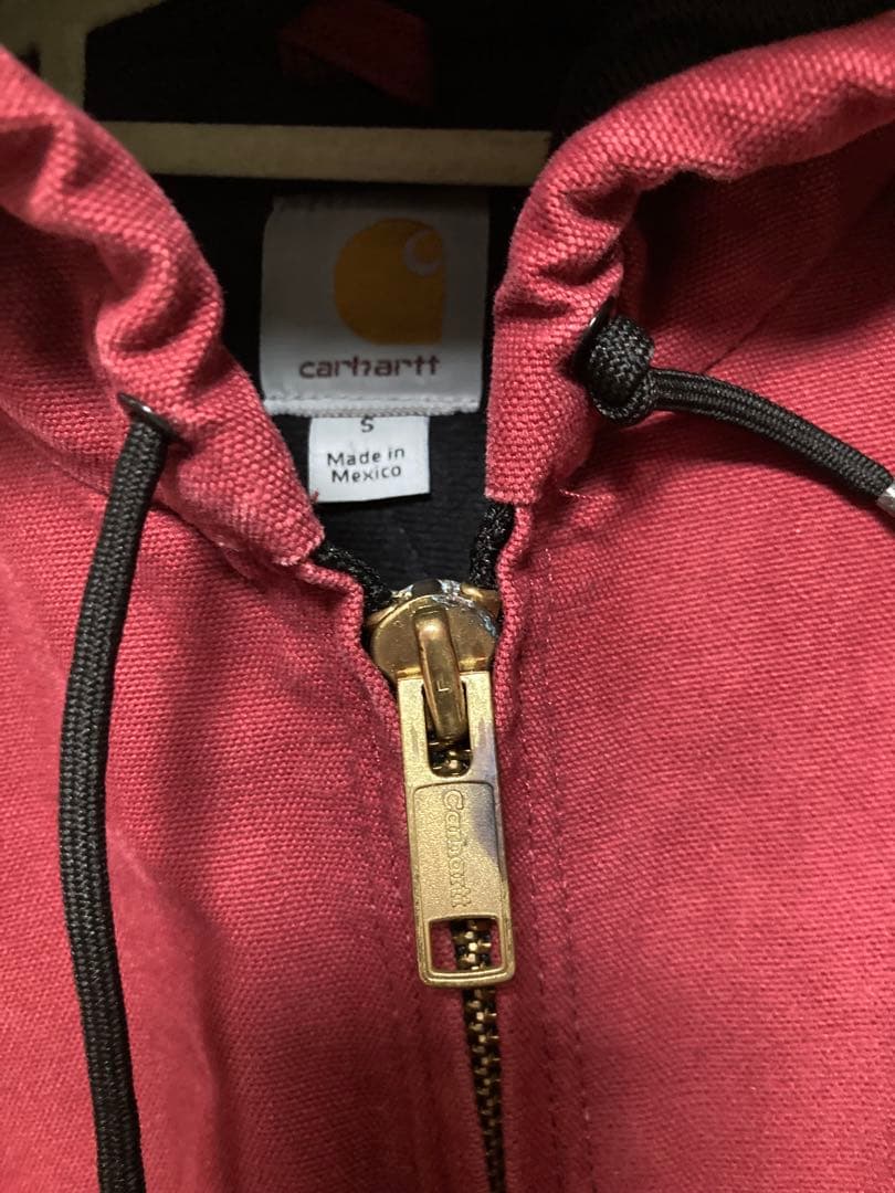 Carhartt フード付きジャンパー Sサイズ 赤