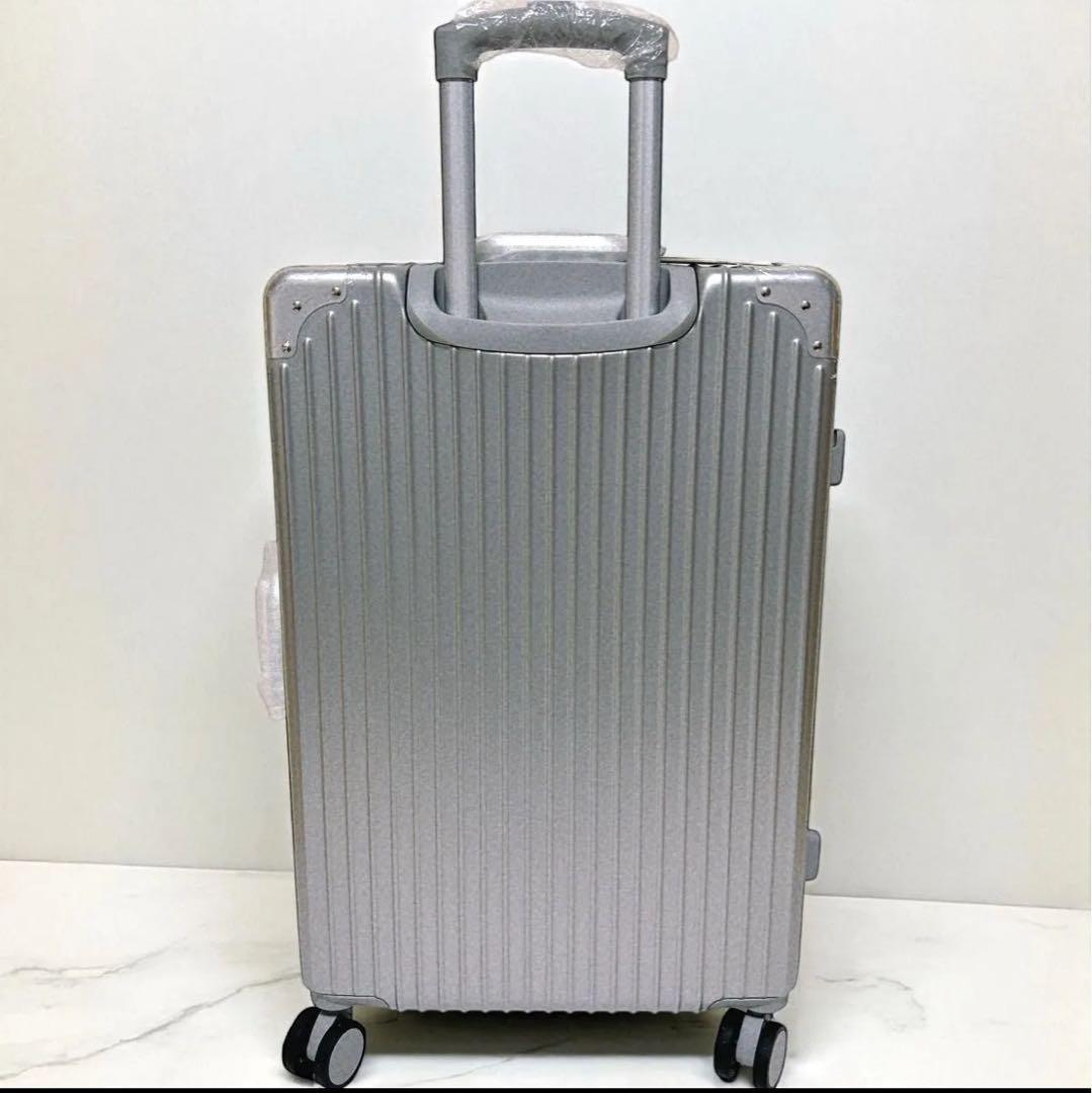 スーツケース キャリーケース 大容量 超軽量 Lサイズ 7~10泊　シルバー
