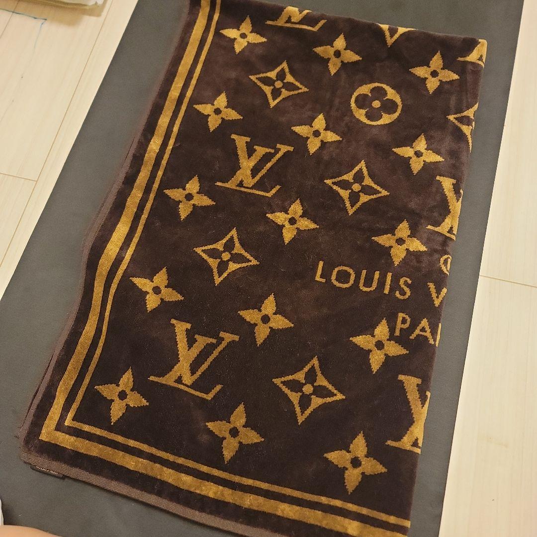 ルイヴィトン　LOUIS VUITTON ビーチタオル　モノグラム　ブラウン