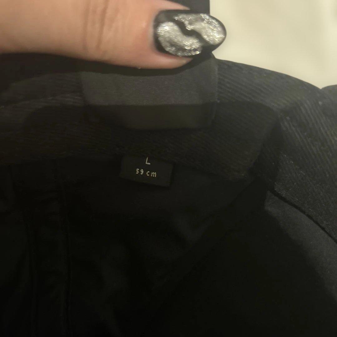 BALENCIAGA ベースボールキャップ ブラック