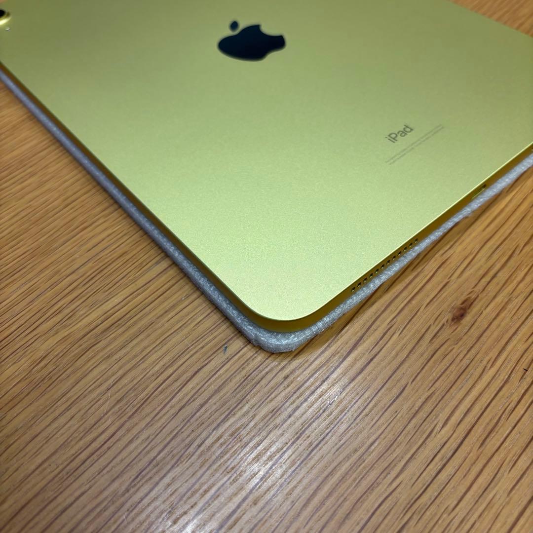 【早い者勝ち】ほぼ未使用！256GB！iPad 第10世代 キーボード付き