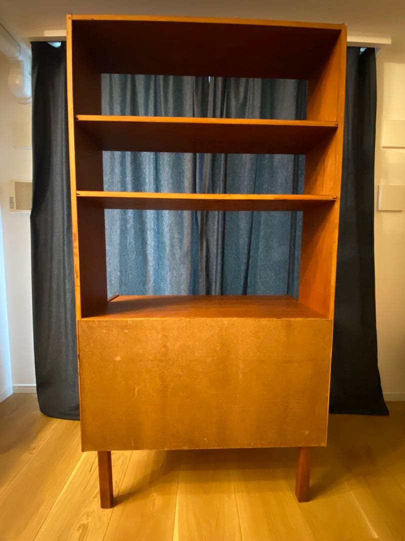 北欧ヴィンテージ家具 木製キャビネット チーク材 スウェーデン