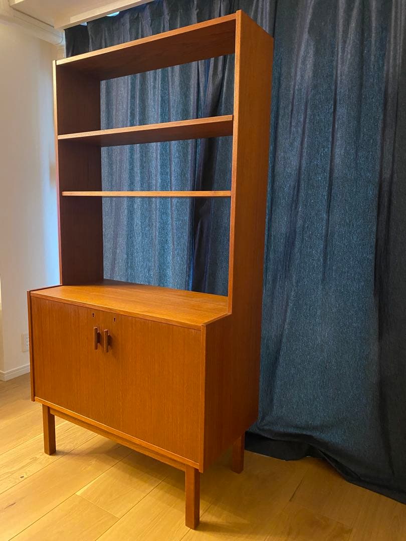 北欧ヴィンテージ家具 木製キャビネット チーク材 スウェーデン