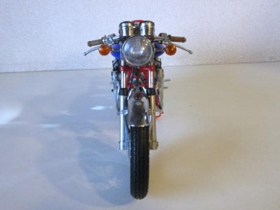 特価 MINICHAMPS (1/12) ＭＶ アグスタ 750S