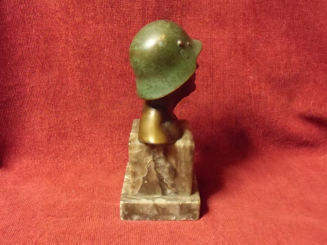 ドイツ軍＊若き兵士胸像（実物）