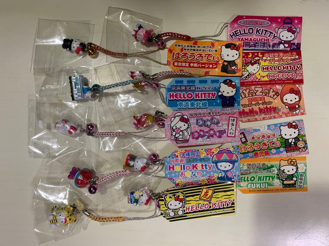 【未開封 レア お得】　ご当地キティ 根付け ストラップ キーホルダー 10点