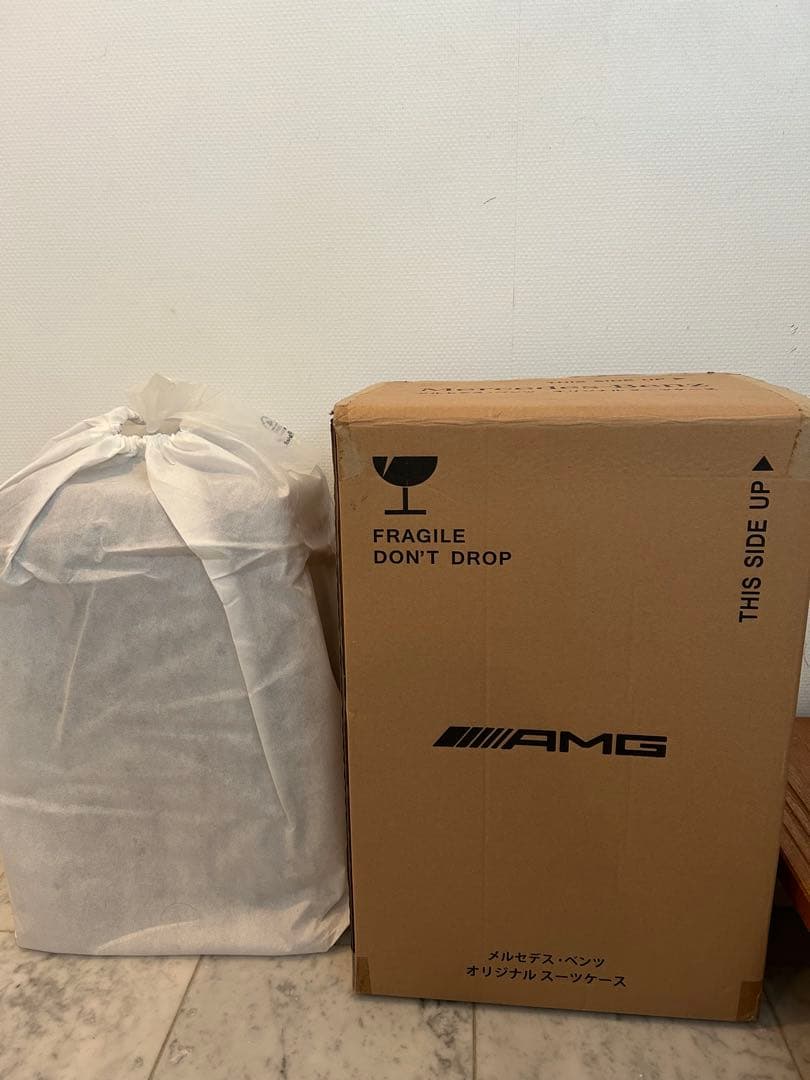 【新品　未使用品】AMG メルセデスベンツ　 キャリーケース