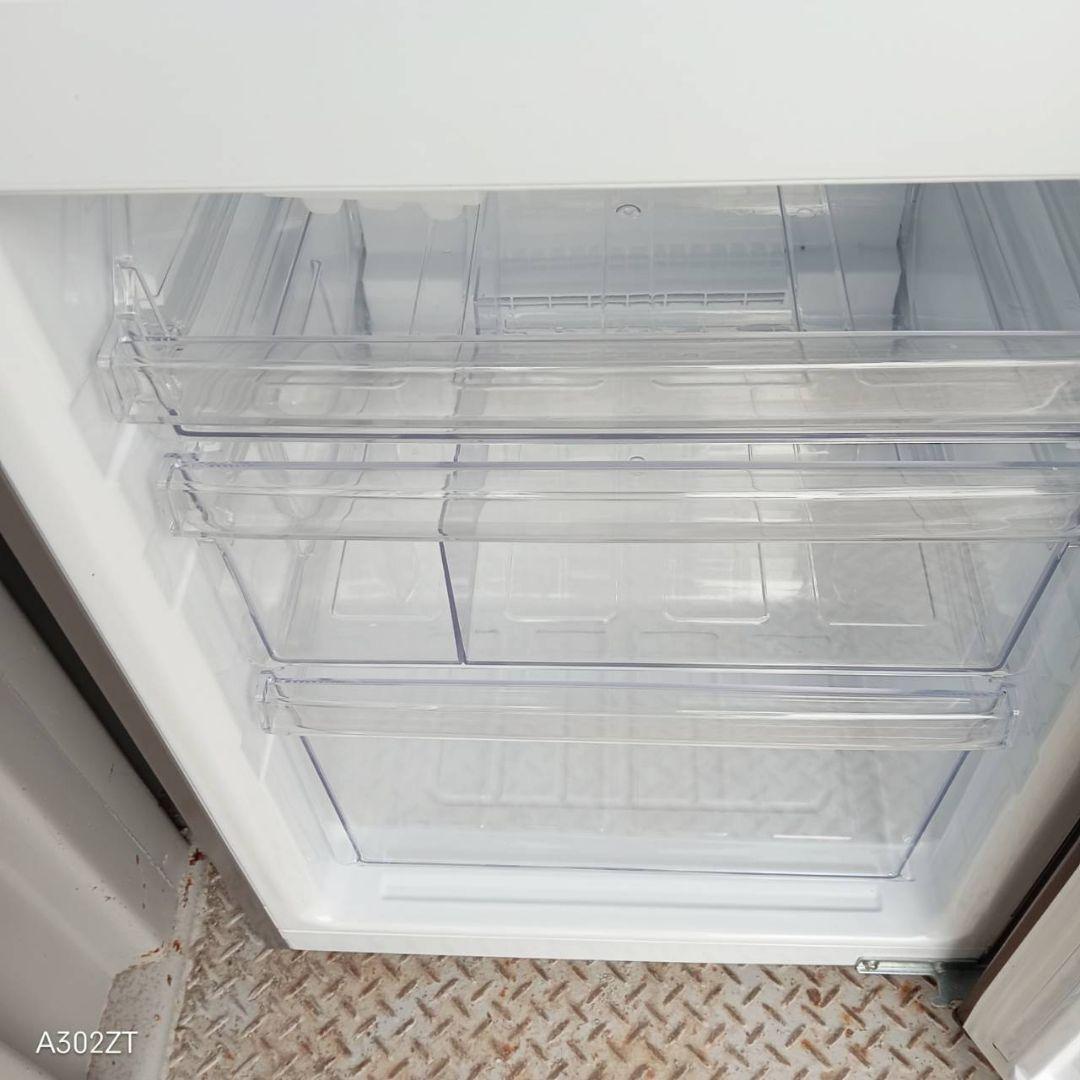 1077設置まで対応　人気モデル　SHARP　大型冷蔵庫　271L