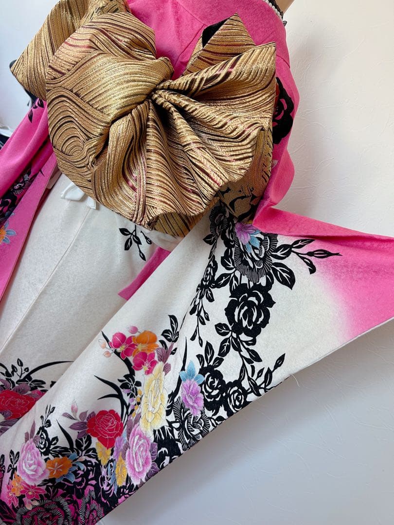 美品　正絹振袖フルセット　豪華　銀彩　銀通し薔薇ピンク花柄