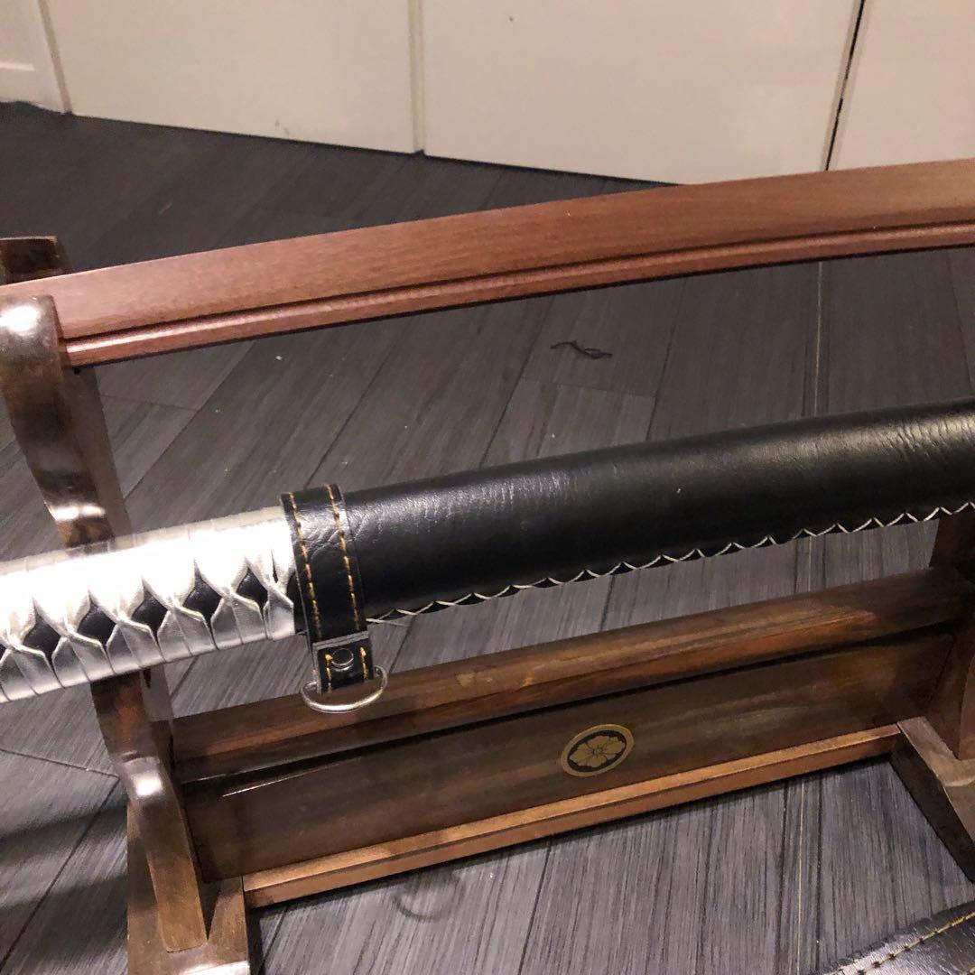 希少品　高級模造刀　ローズウッド　木刀　鞘付き木刀　拵え　高級居合刀　銀拵え