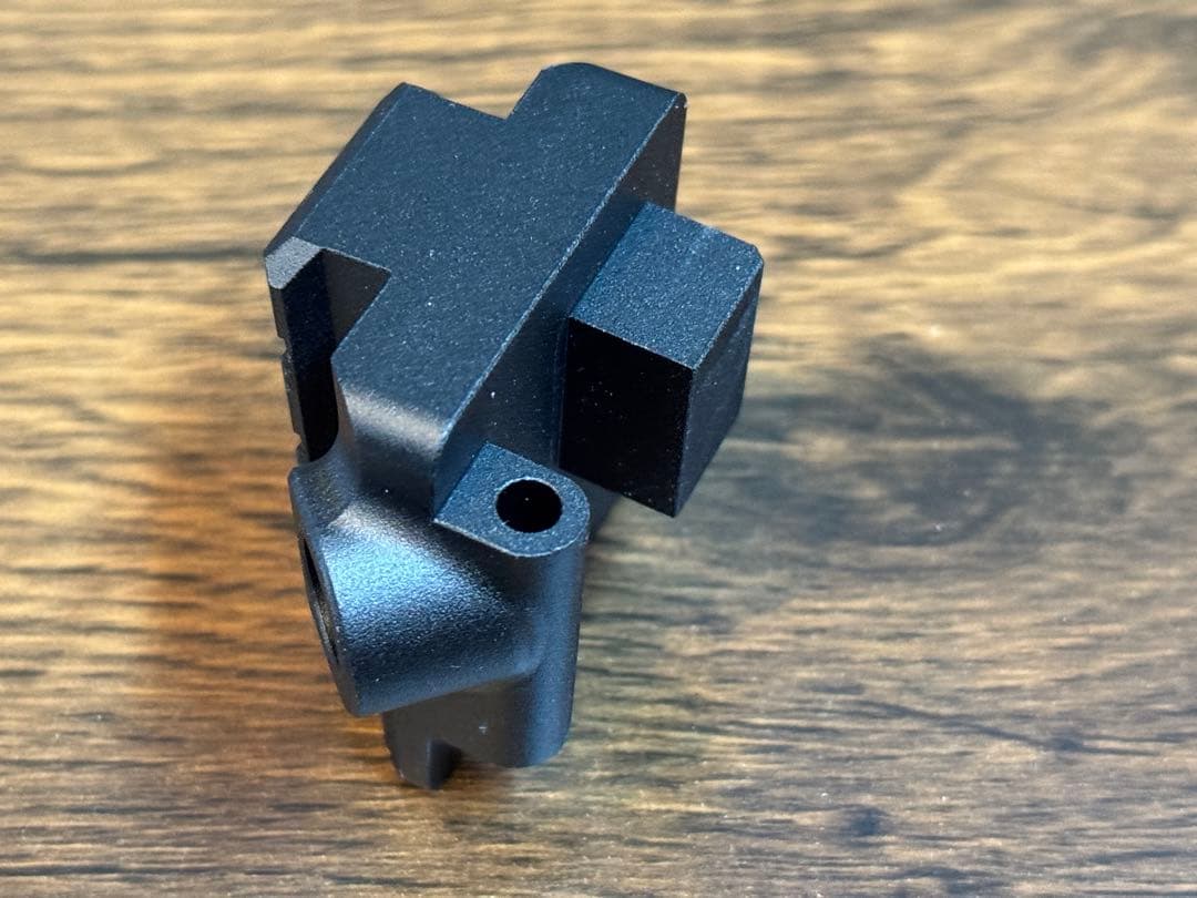 レア品 LayLax 次世代電動ガン AK74用 ピカティニーリアストックベース