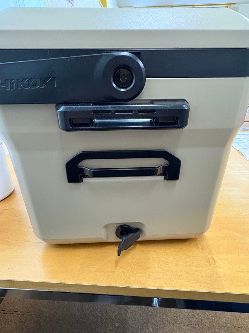 HiKOKI コードレス冷温庫 UL18DD BSL36A18X付