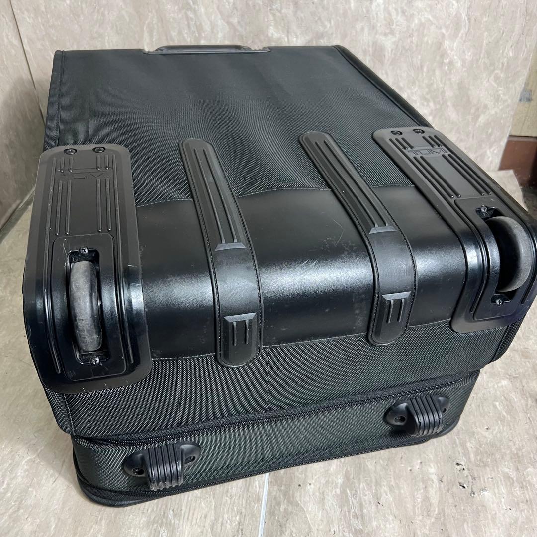 美品 TUMI 超大容量 大型 キャリーバッグ キャリーケース 約90L