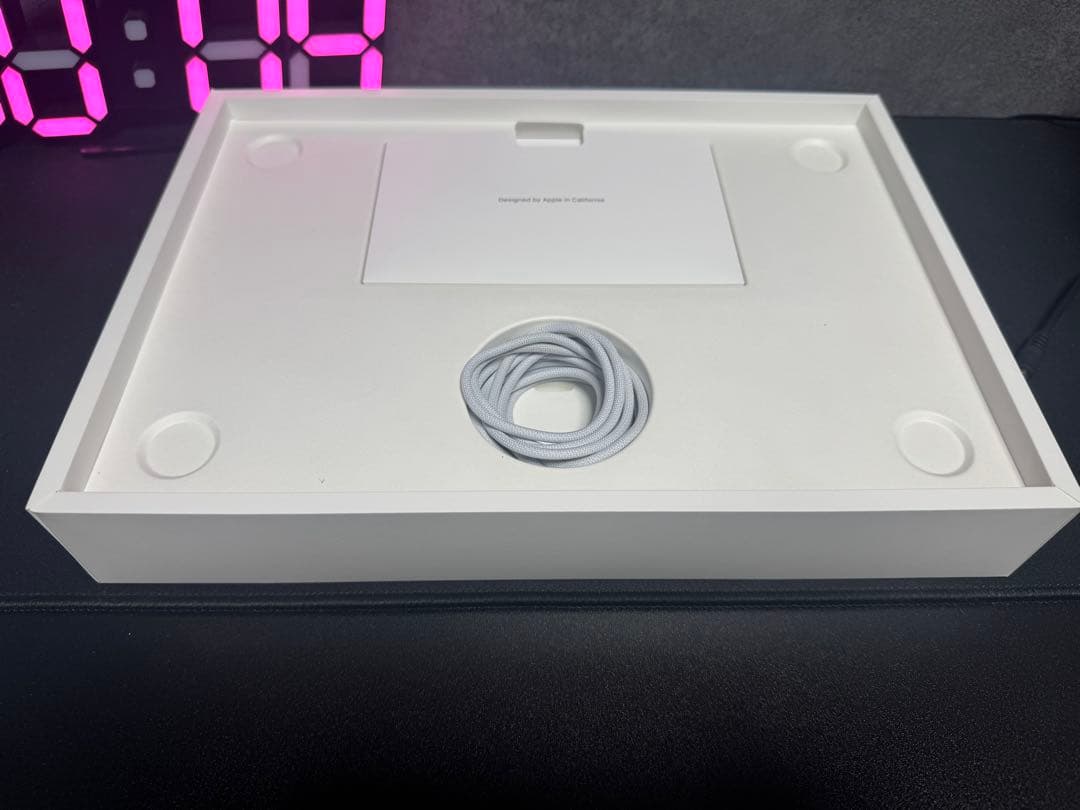 MacBook Air M2 13インチ　シルバー