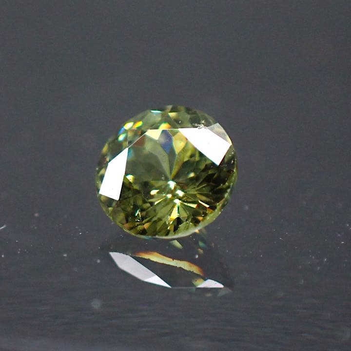 【ナミビア産】デマントイドガーネット