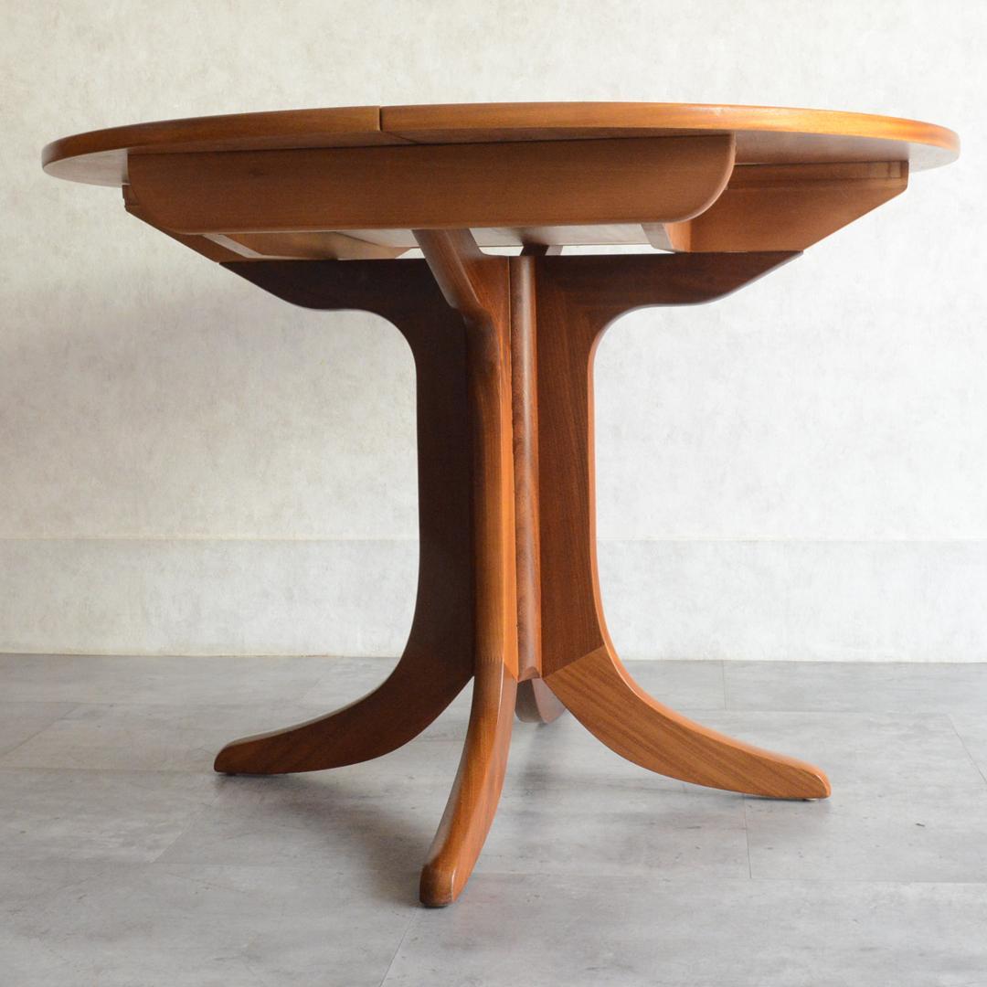 Nathan ヴィンテージ エクステンション コンパクト ラウンドテーブル 伸縮