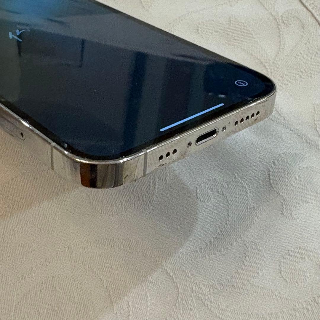 Apple iPhone 12 Pro 256GB シルバー 美品　スマホ