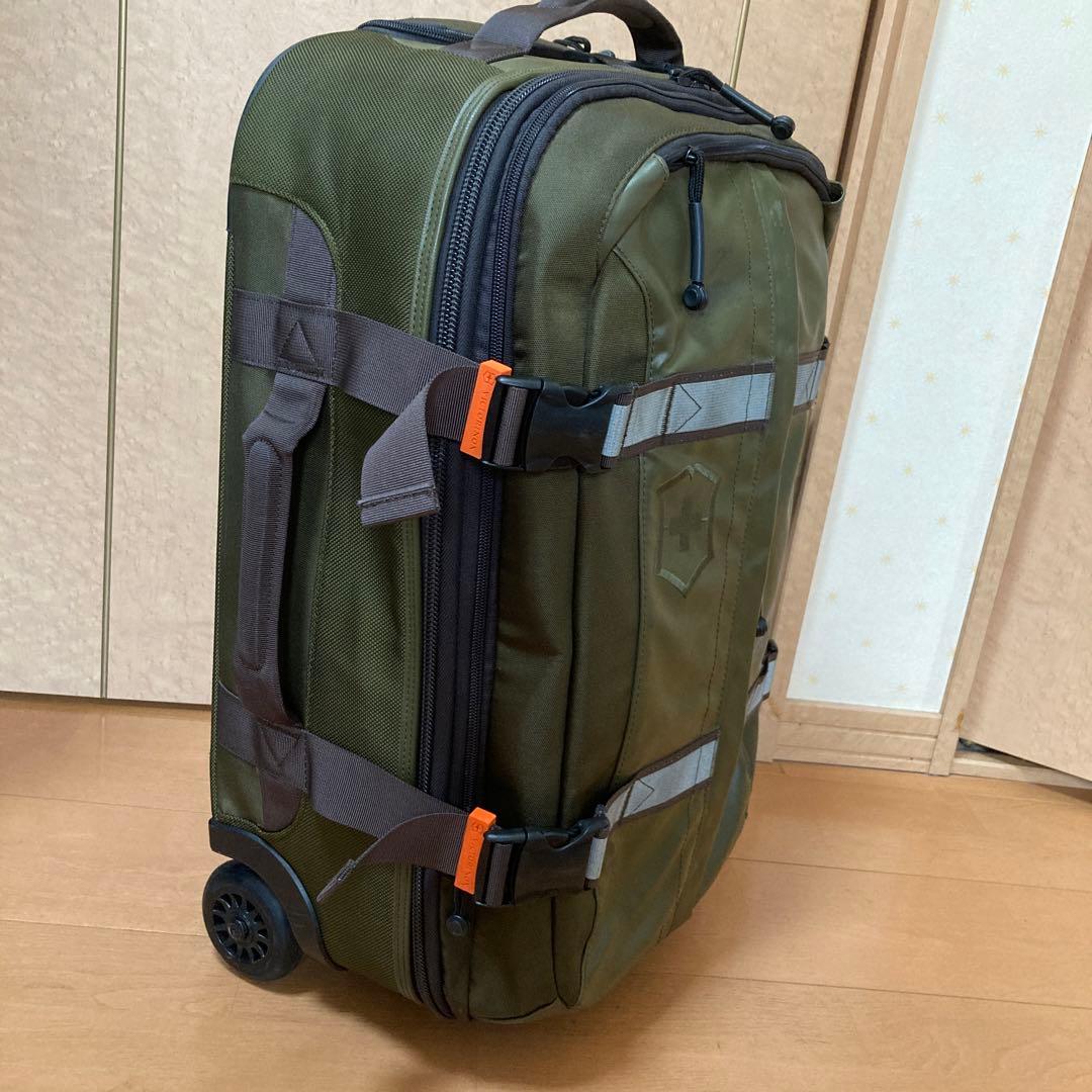 ビクトリノックス　スーツケース