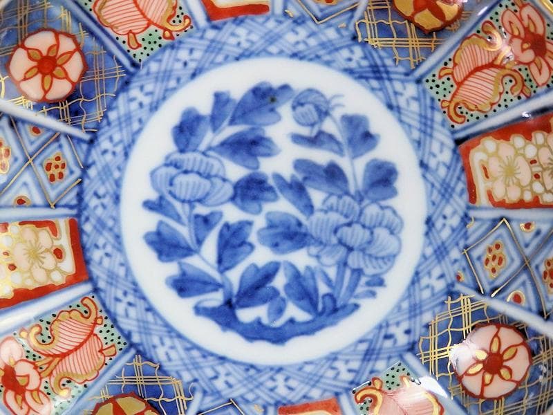 大聖寺伊万里　金襴手 菊花型　牡丹の図　4寸皿　2枚　C457AS-CVs