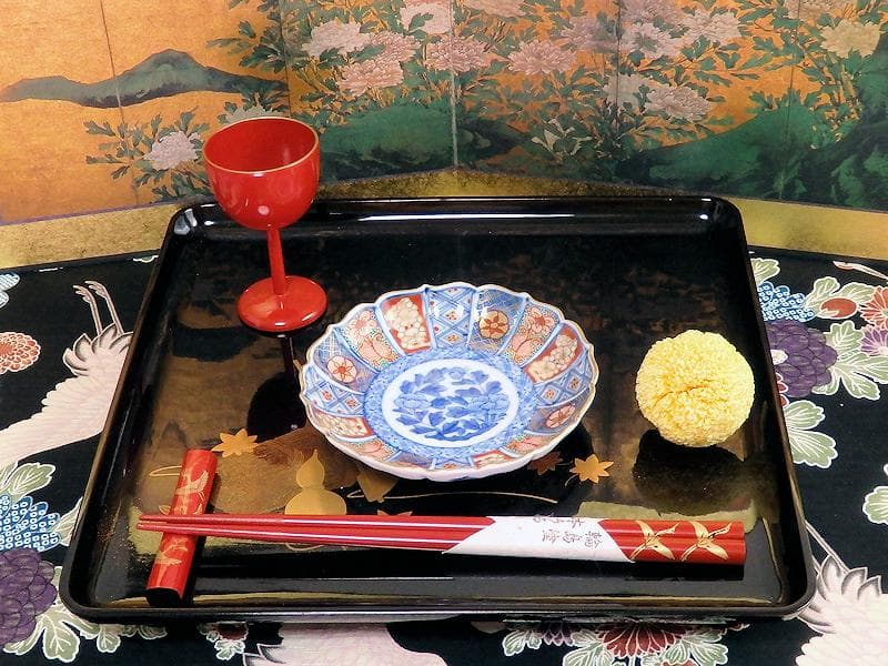 大聖寺伊万里　金襴手 菊花型　牡丹の図　4寸皿　2枚　C457AS-CVs