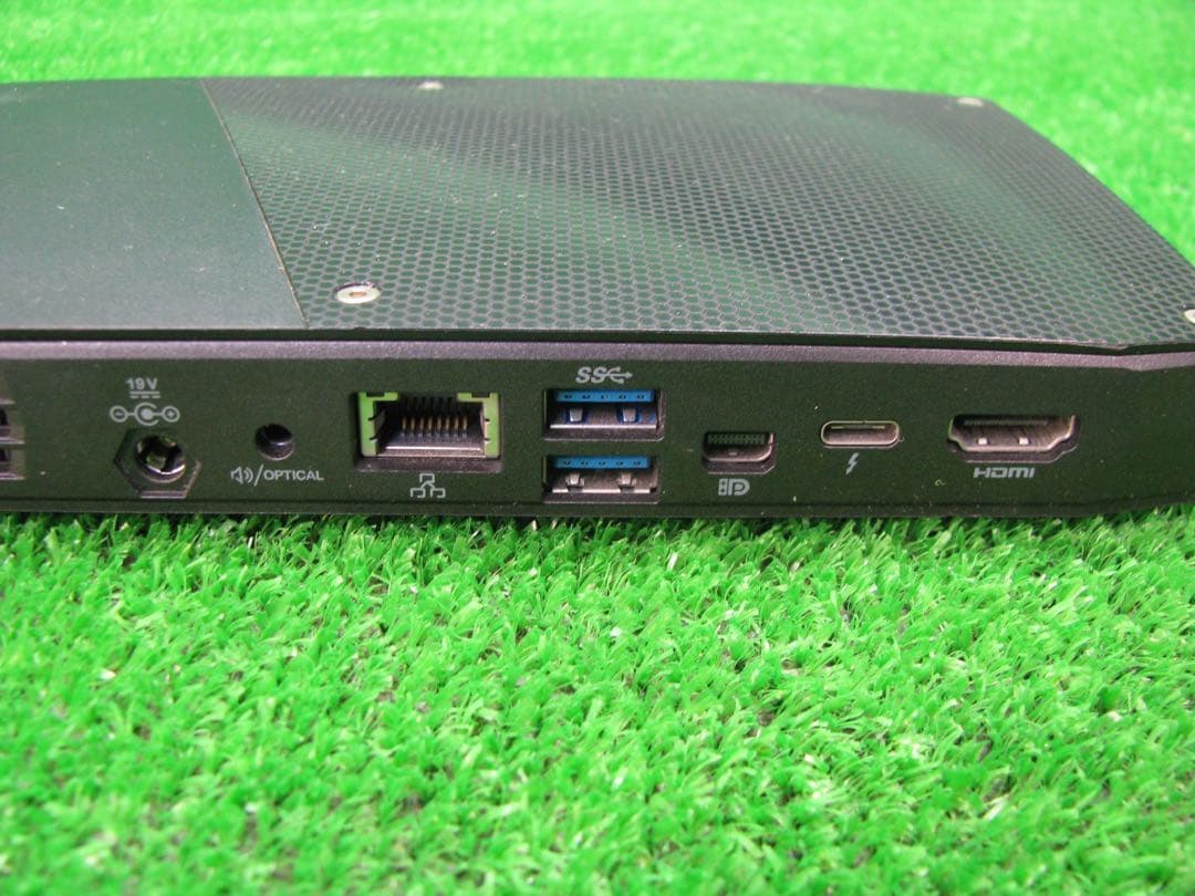 ジャンク品Intel NUC NUC6i7KYK ミニPC i7/8GBメモリ