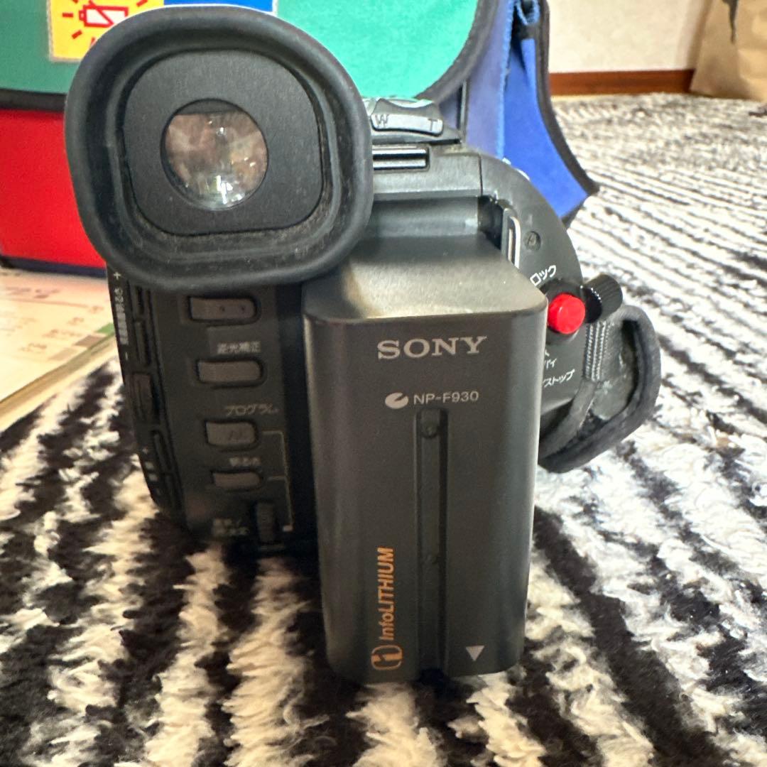 SONY Handycam 30倍ズーム シルバー