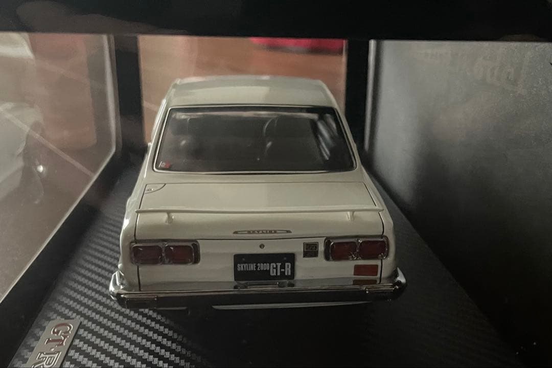 ミニカー IG3235 1/18 Nissan Skyline 2000 GT-R