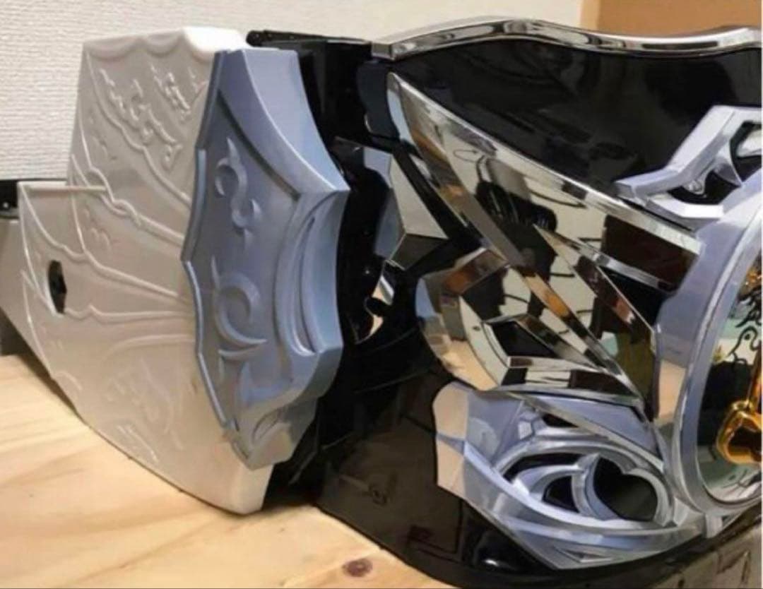 P 牙狼金翔 フェイス役物 （赤・白）2点セット