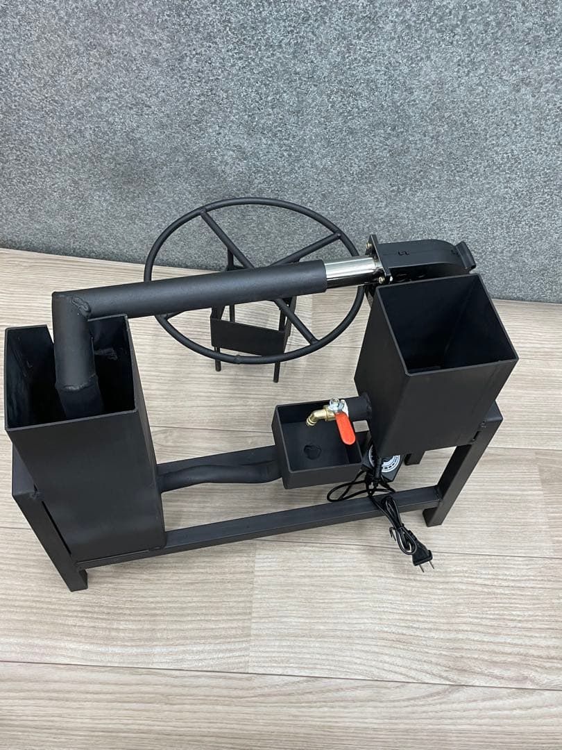 廃油ストーブ　ロケットストーブ　送風機と五徳付いています