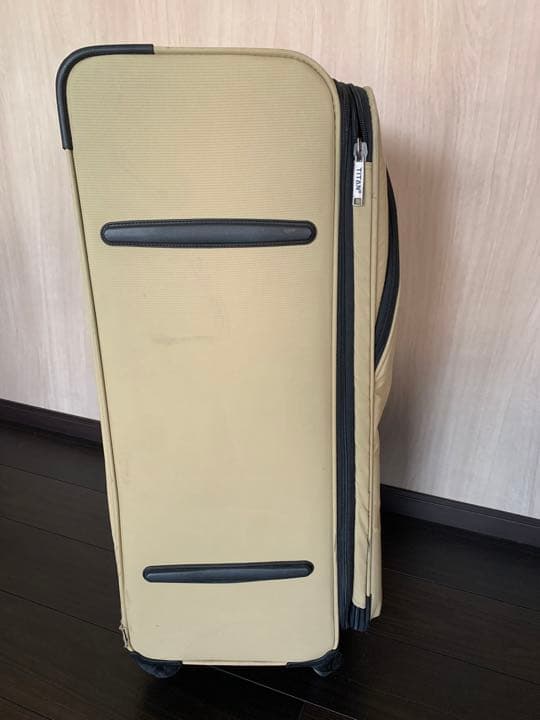 タイタン TITAN 超軽量ソフトスーツケース