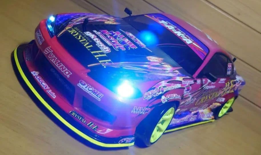 アライブフーン映画S15シルビアLEDボディ＆ヨコモドリパケ2WDフルセット完成