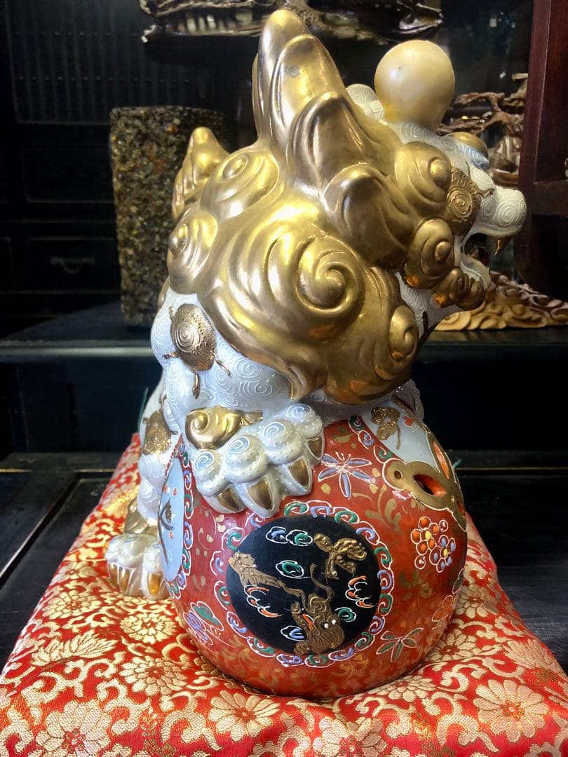 【縁起物】九谷焼 玉乗り獅子